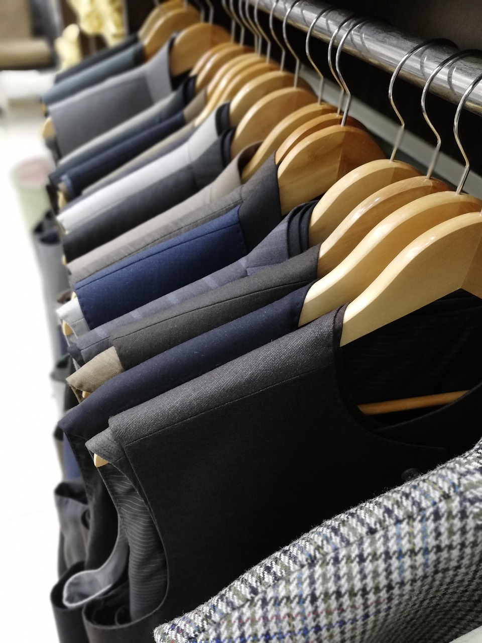 40代におすすめの洋服サブスクはどれですか？