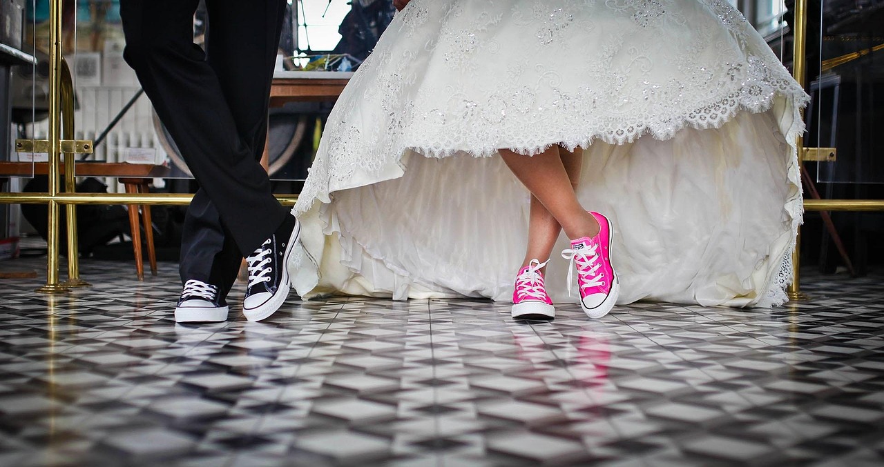 50代の結婚式にぴったりなドレスレンタルは？