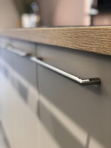 エディストクローゼットとエアークローゼットの比較でどちらが優れているのか？