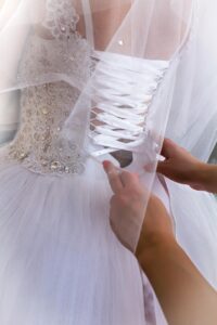 ファッションレンタルの料金比較でお得に利用する方法は？