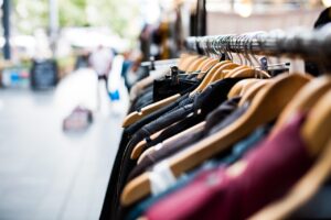 洋服のレンタルで人気のブランド服はどこで借りられる？